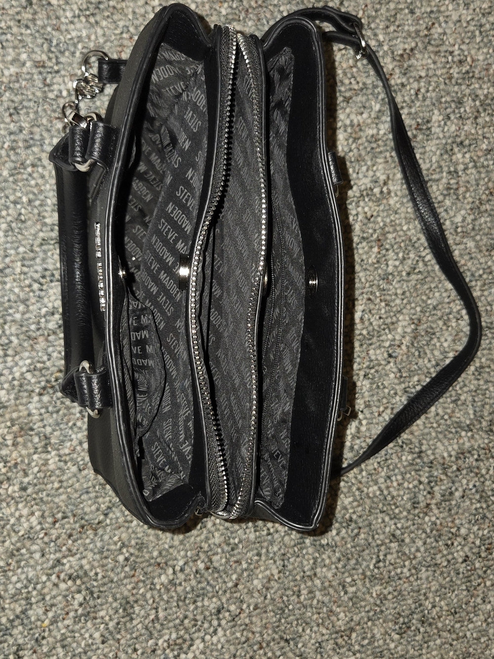Steve Madden - Picture 2 of 2